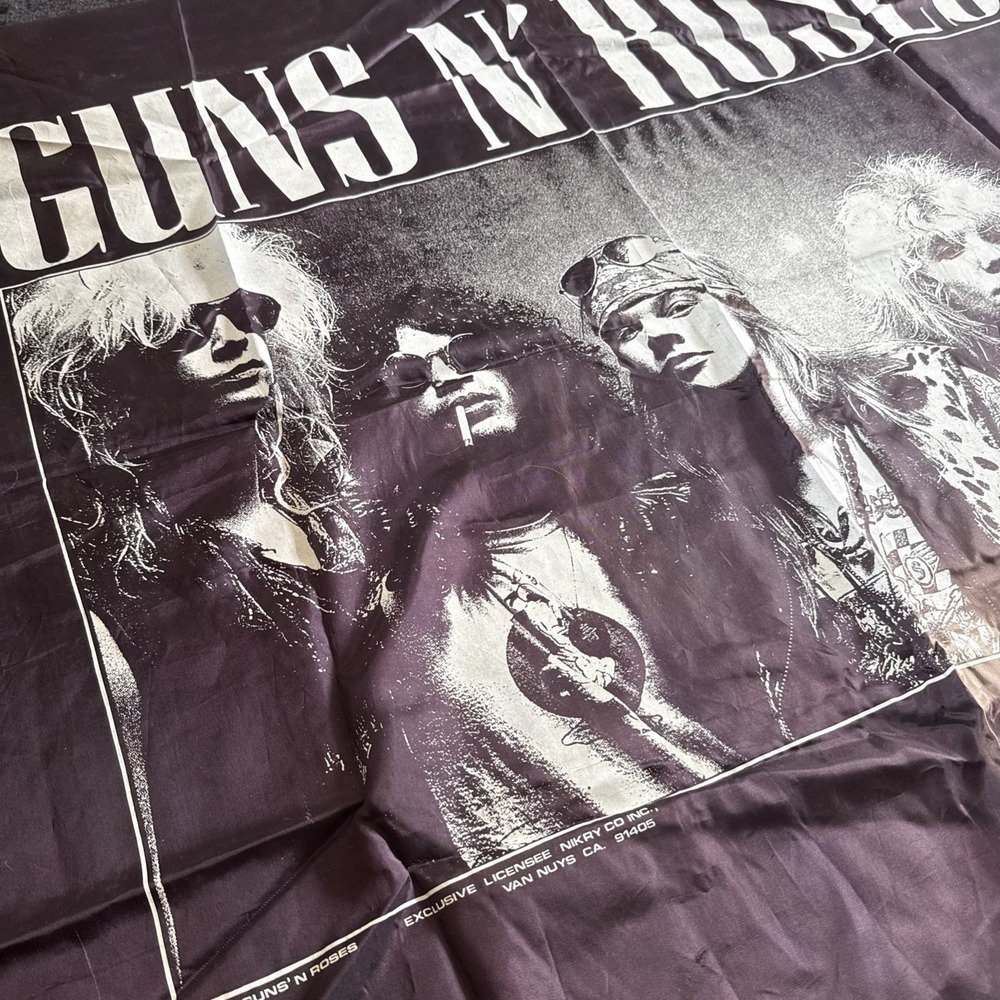 Vintage GUNS N AND ROSES Banner FLAG Tapestry WALL HANGING Poster AXL Slash 1988 - Picture 2 of 16